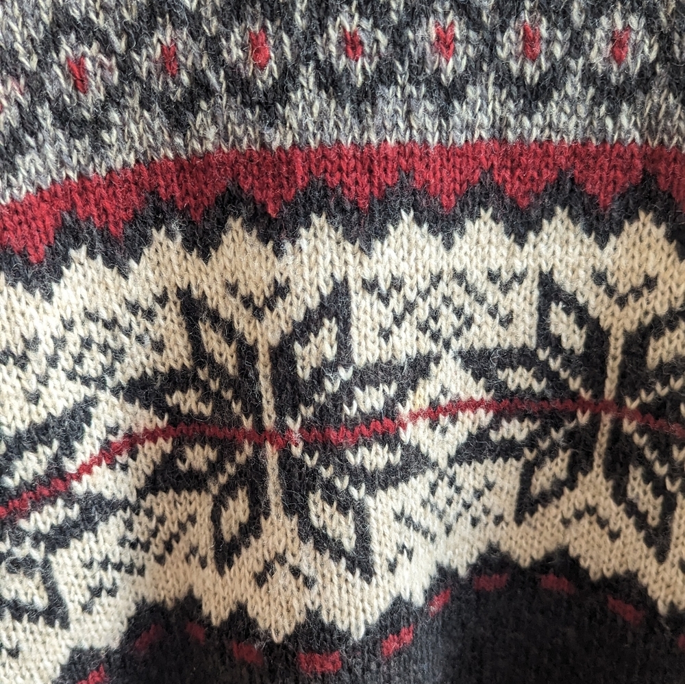 Men's Black Patterned Sweater - image 3